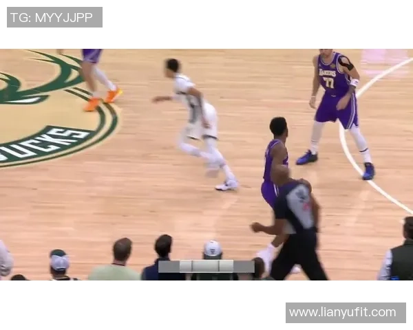 1月22日NBA焦点战雄鹿对决湖人精彩直播全程回顾与分析 1月22日NBA焦点战雄鹿对决湖人精彩直播全程回顾与分析